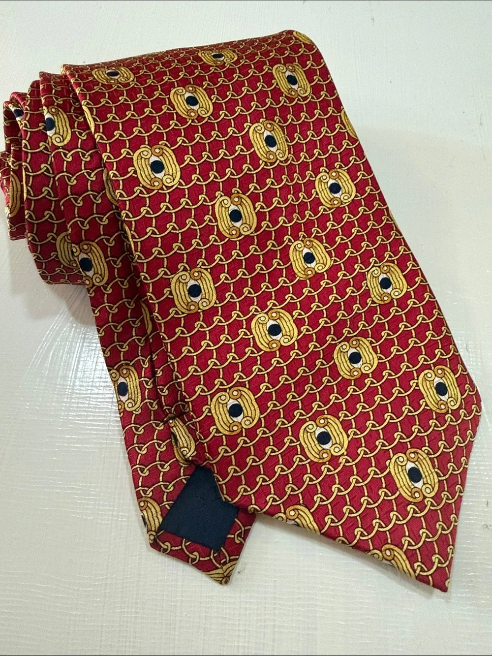 CHEF Elegant Red Chain-Pattern Men's Neck Tie with Gold Motifs Hand Made Silk